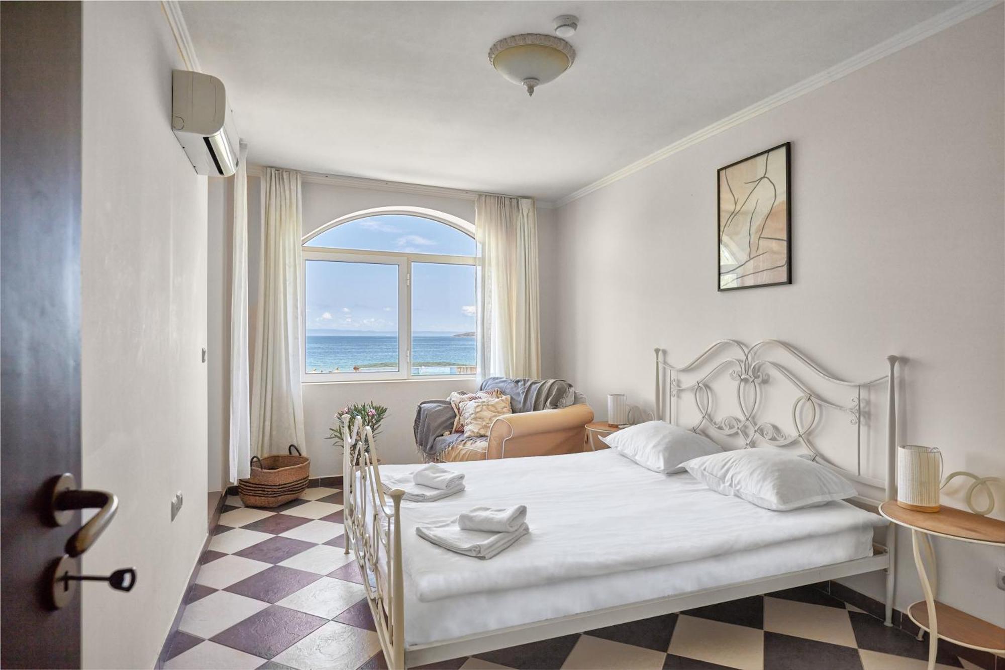 Front Luxury * Sozopol